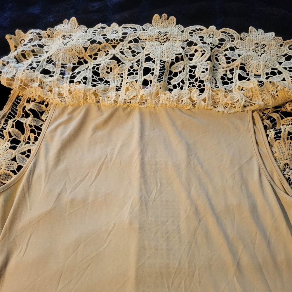 Yellow Lace Off-Shoulder Top Size 2xl NWT - Picture 7 of 13